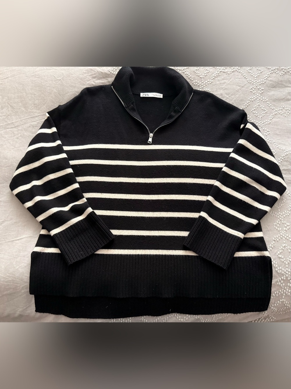 Zara Black & Cream Striped
Half Zip Sweater Size L